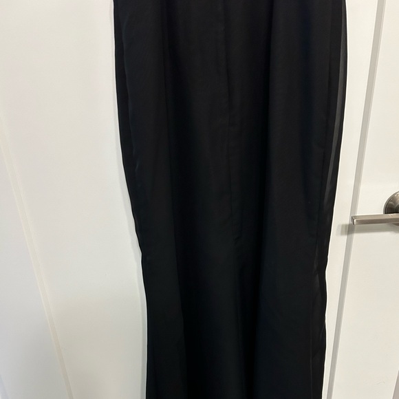 JJ’s House 100% Polyester Evening Gown - Picture 10 of 11